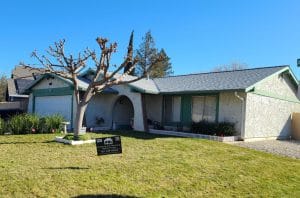 roof maintenance gutter cleaning metal panel metal paneling standing seem metal roof replacement concrete tile roof replacement composition asphalt shingle comp shingle roof replacement new roof re-roof roofing contractor roofing company roof leak roofer reroof Vacaville Fairfield Suisun Benicia Vallejo Rio Vista Concord Dixon Davis Woodland local roofer roof leak roof maintenance roof repair